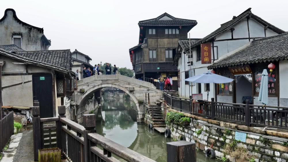 门德斯:巴萨希望在本赛季结束后留住菲利克斯和坎塞洛